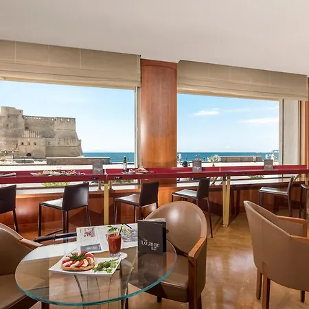 Royal Continental Hotel Nápoles