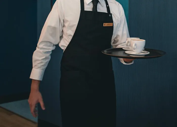 Hotel Royal Continental 4*