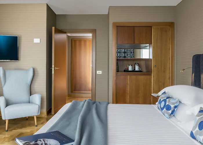 Royal Continental 4* Napoli