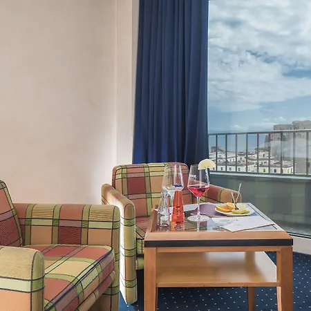 Royal Continental 4*