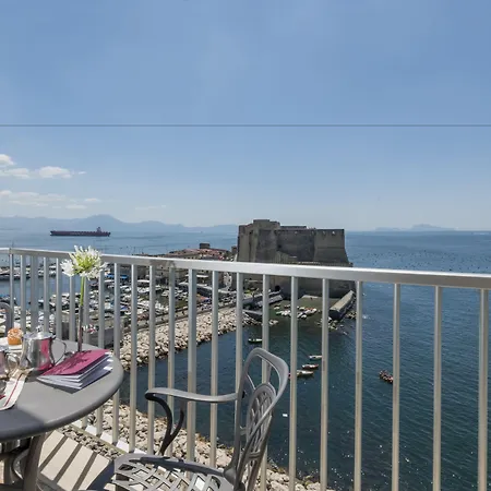 Royal Continental Szálloda Nápoly