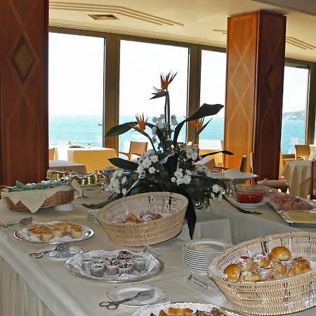 Royal Continental 4*