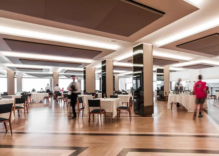 Royal Continental Naples