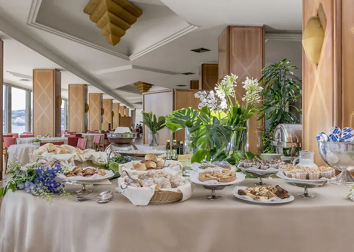 Royal Continental Naples