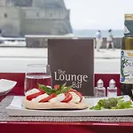 Royal Continental Otel