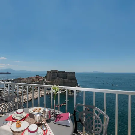 Royal Continental 4* Naples