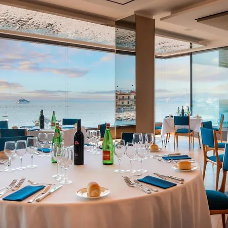 Royal Continental 4* Naples
