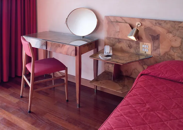 Royal Continental 4* Neapel